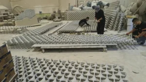 Why Choose China for Custom Fiberglass Sculpture Manufacturing