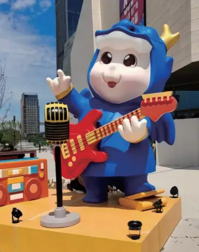 Custom Outdoor Fiberglass Cartoon Character Sculptures from Our Custom Fiberglass Sculpture Services